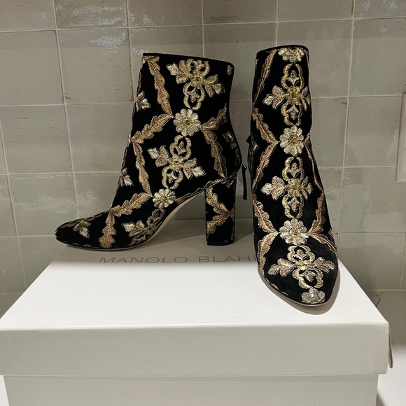 Manolo Blahnik Shoes - Manolo Blahnik Embroidered Boot